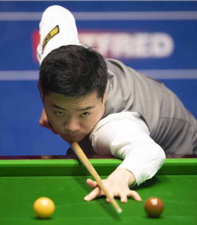 焦点战中 焦点战中